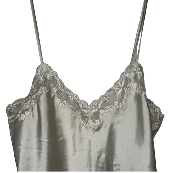Vintage Victoria's Secret Camisole‎ Top - Picture 2 of 7